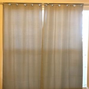 Set of 2 Light Gray Curtains